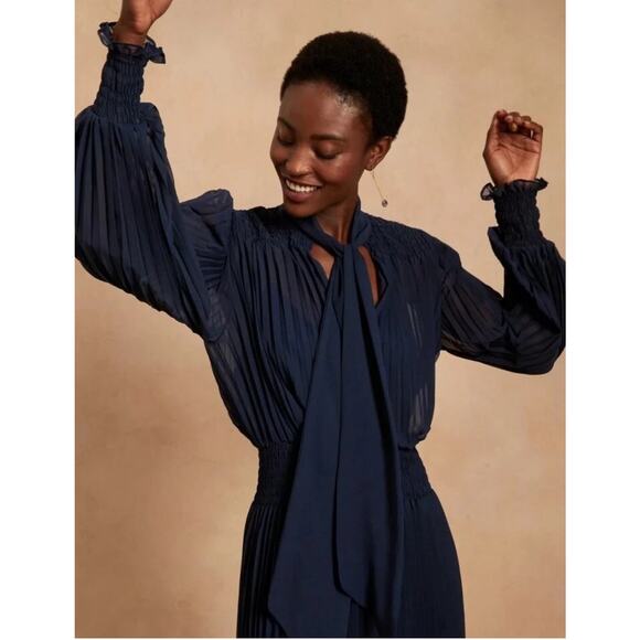 Banana Republic Pleated Tie-Neck Mini Dress Size Medium Navy NWT - Picture 1 of 9